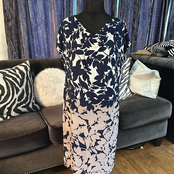 Dress Barn Dresses | Dress Barn Floral Dress | Color: Blue/White | Size: 16w | Tedyb08's Closet